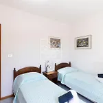 Turtle House Villa *